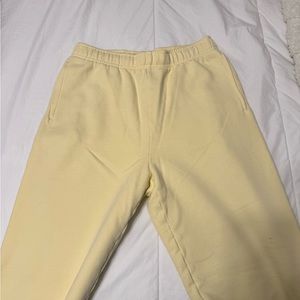 Aritzia TNA cozy AF fleece sweatpants